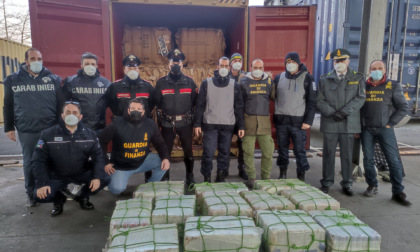 Maxi operazione antidroga, sequestrati oltre 400 kg di cocaina nel Porto