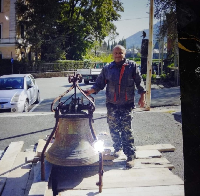 Campanari in lutto per la scomparsa di Picasso