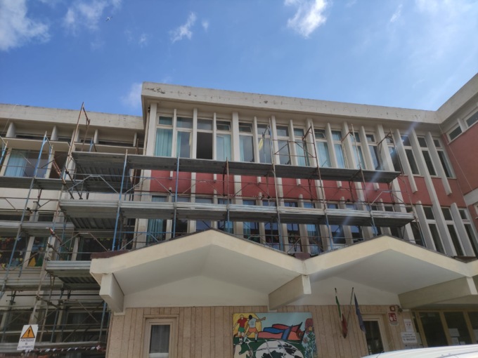 “Dentro la scuola Mazzini non è possibile portare 3 sezioni di scuola d’infanzia”