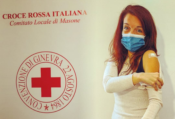 Sostegno trasversale al sindaco Katia Piccardo dopo le offese novax