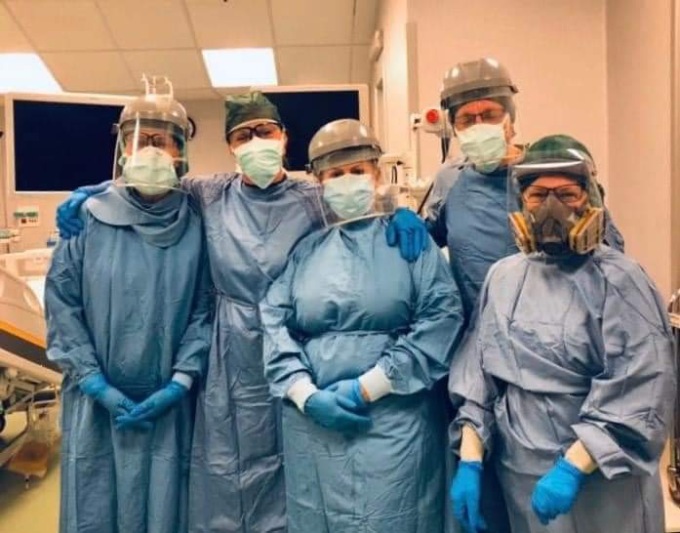 Due anni di covid, “ricordiamo le vittime e le loro famiglie”