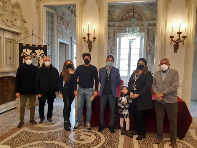 Premiati i vincitori del concorso “Santa in Love”