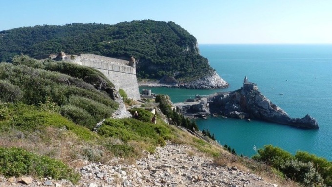 Oltre 40mila firme per non vendere la scogliera di Lord Byron