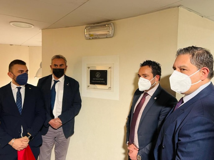 Intitolata a Sandro Pertini l’aula del consiglio regionale