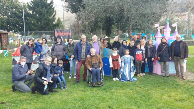 Inaugurati i nuovi giochi alla scuola dell’infanzia Rocca
