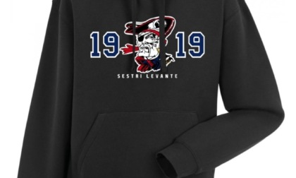 Nicola Caranza, 236 felpe per raccogliere fondi per il suo libro