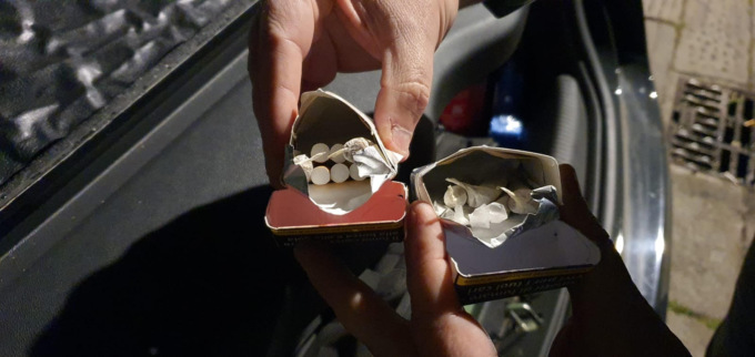 Hashish e rifiuti: notte di controlli tra i giovani della movida