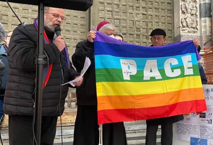 Mons. Calogero Marino alla Marcia Pace: “Ne usciremo non con le armi, ma con l’ascolto”