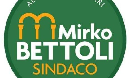 "Al centro Chiavari", i primi nomi della lista civica per Bettoli sindaco