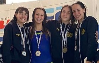 La staffetta femminile 4*100 mista della Rapallo Nuoto si laurea campione di Liguria