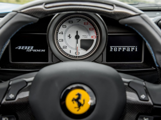 Problemi ai freni, richiamo per la Ferrari