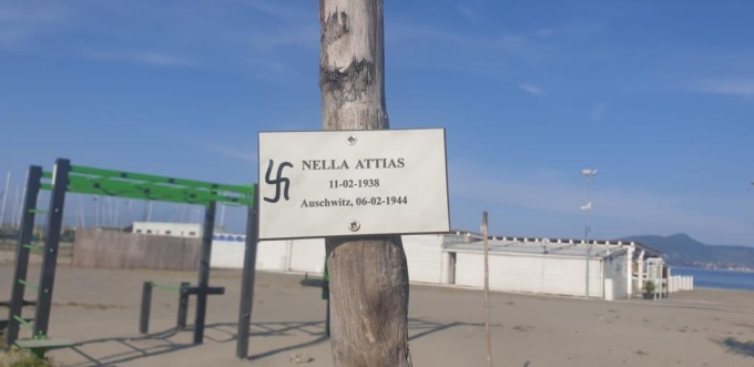 Parco della memoria, imbrattate nuovamente le targhe