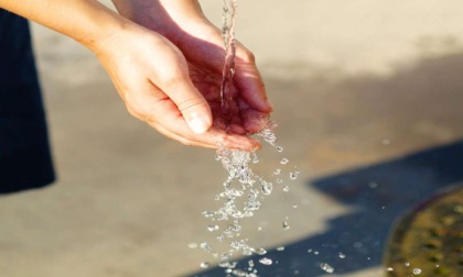Emergenza siccità: vietato innaffiare, lavare l'auto e riempire piscine
