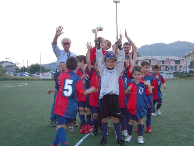 Lutto a Sestri Levante e nel mondo del calcio, è mancato Renzo Uzzecchini
