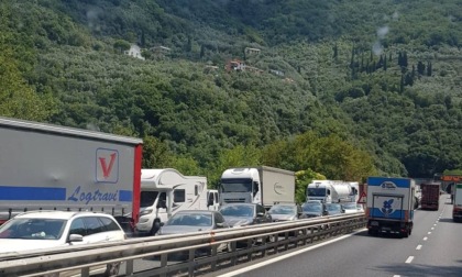 Incidente in autostrada, 6 km di coda tra Recco e Genova Nervi