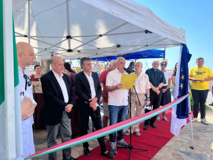 E a Rapallo apre…l’anti-Expo