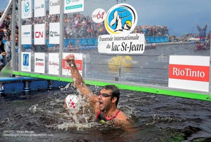Cogorno applaude Edoardo Stochino, vincitore della Traverseé International du lac St-Jean in Canada