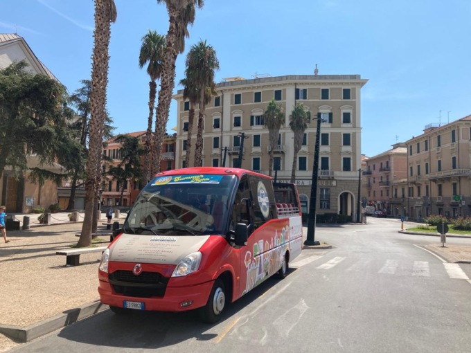 Amt, arriva il bus scoperto tra Sestri e Santa Margherita