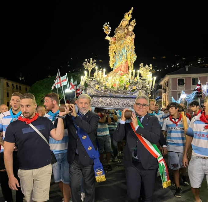 E i sindaci Bucci e Gandolfo portano la “Suffragina”