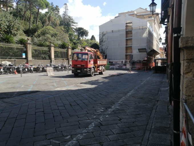 «Rifacimento di piazza Verdi, un caso di pessima gestione»