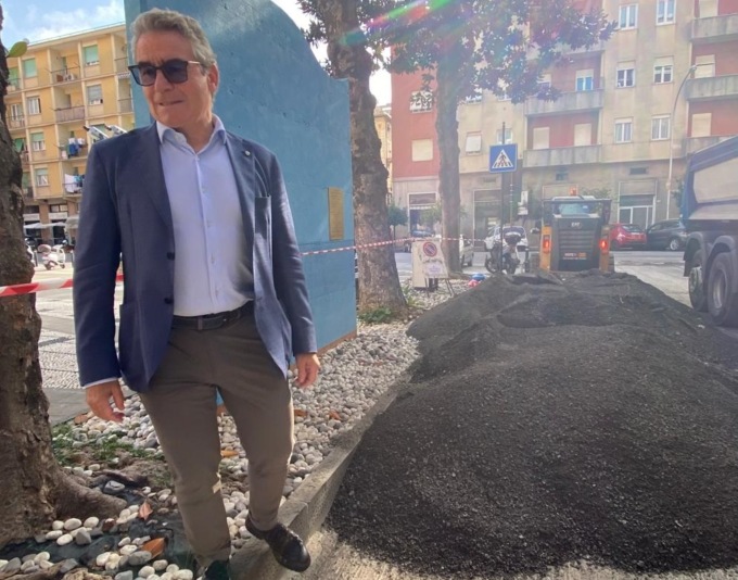 Ripristino dell’asfalto in due piazze di Recco
