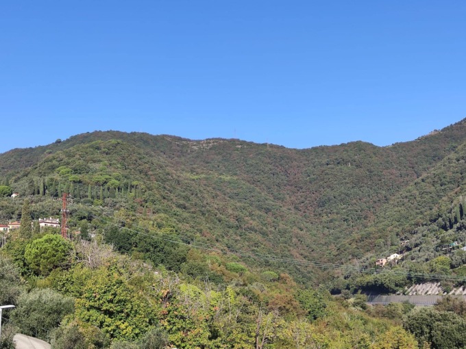 Comitato contro tunnel Fontanabuona, presidio davanti al municipio di Rapallo