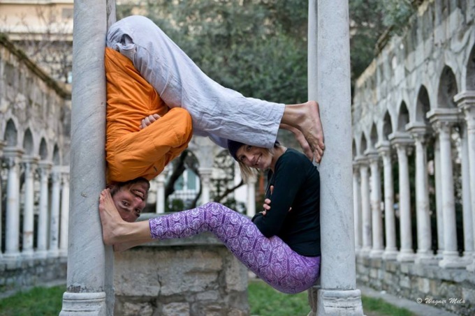 Acroyoga Day al Porticato Brignardello
