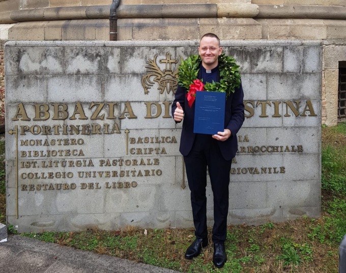 Laurea per don Andrea Buffoli, cappellano della Virtus Entella