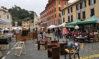 A Chiavari il mercatino dell'antiquariato