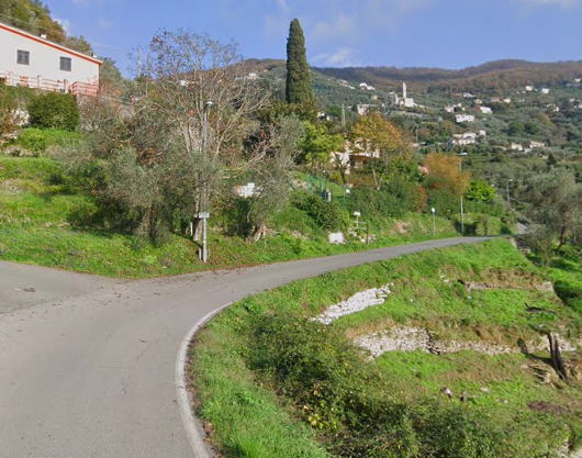 Asfaltature, chiude al traffico via Maggiolo