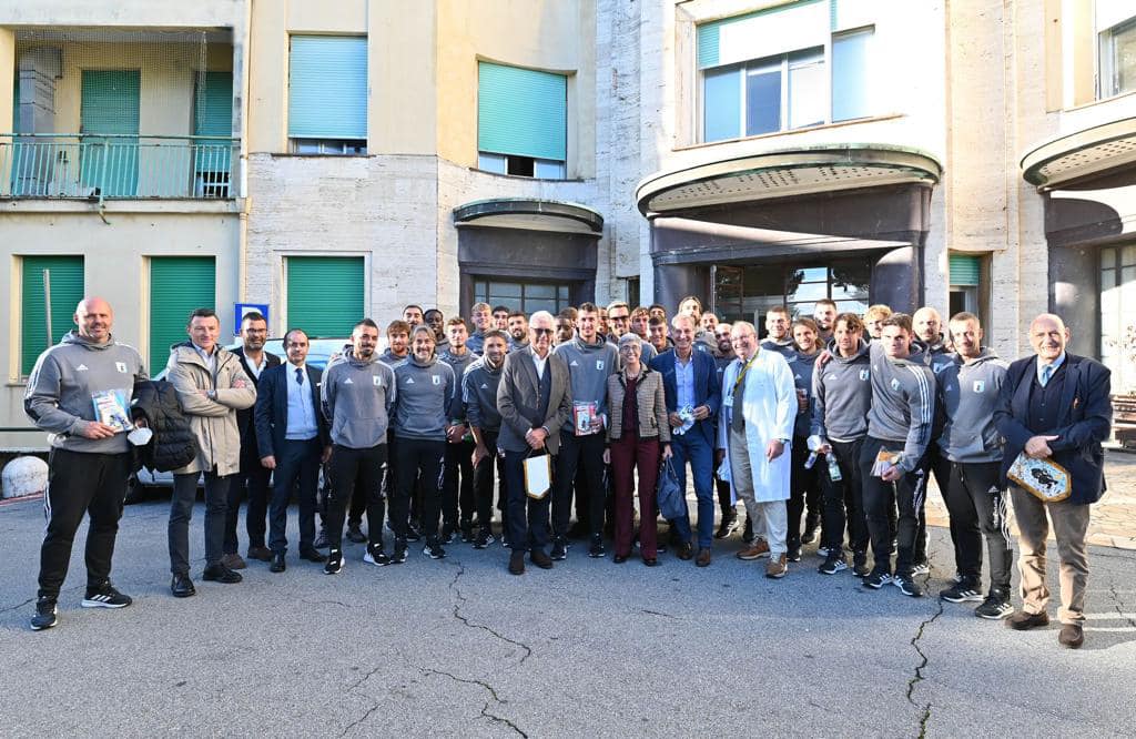 La Virtus Entella Torna A Visitare Il Gaslini Prima Il Levante