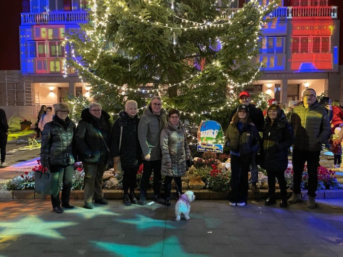Recco accende l’albero di Natale di Ponte di Legno