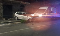Incidente a Mezzanego, furgone contro un'auto