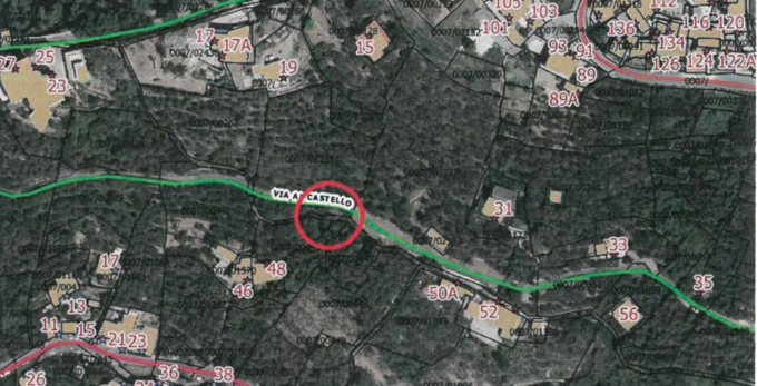 Cogorno, via al Castello chiusa per frana