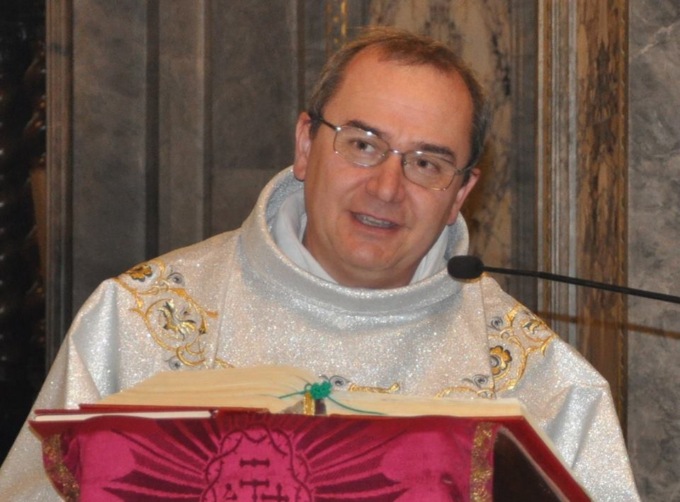 Fede e Queer, incontro a Genova con don Curotto