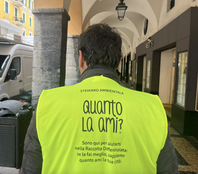 Attenzione a rifiuti e deiezioni canine, arrivano due eco ausiliari a Chiavari