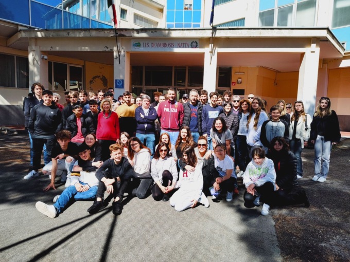 Studenti di tutta Europa per liberare Sestri dalle barriere