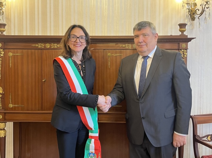 Ambasciatore moldavo, la visita inizia da Chiavari