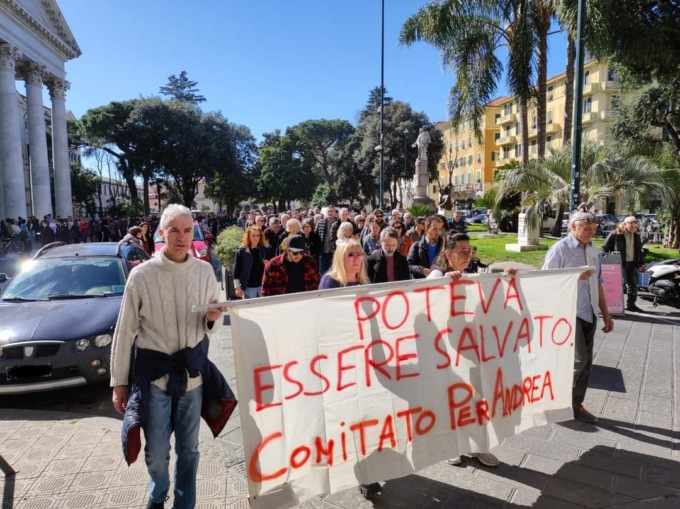 Morte di Andrea Demattei, il presidio al Ponte della Maddalena