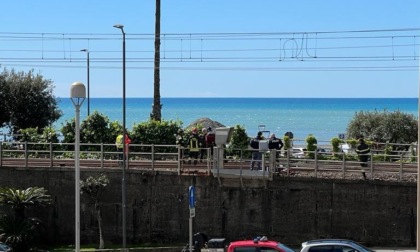 Morto sui binari, circolazione ferroviaria sospesa