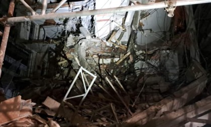 Moneglia, crolla parte di un hotel in ristrutturazione