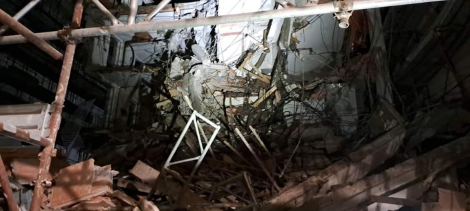 Moneglia, crolla parte di un hotel in ristrutturazione