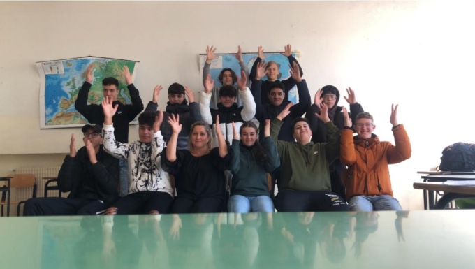 La lingua dei segni tra i banchi di scuola