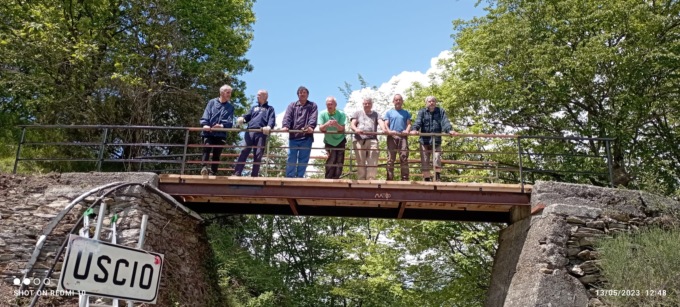 Il ponticello della Spinarola ripristinato dai volontari