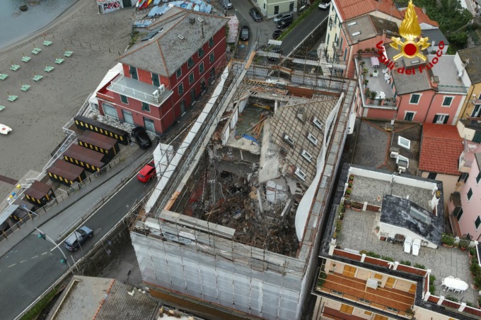 Crollo palazzina Moneglia, le immagini aeree