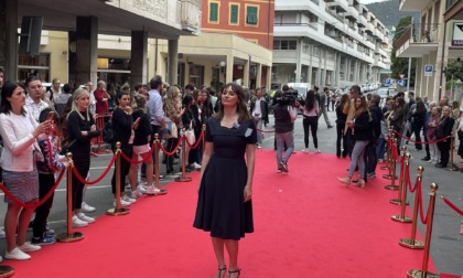 Il red carpet apre il Riviera International Film Festival: i video