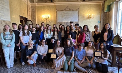 Chiavari, l'amministrazione comunale premia gli studenti del liceo Marconi Delpino e Ilaria Alpi