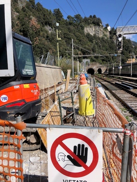 Lavori in stazione a Monterosso, modifiche alla circolazione ferroviaria tra Genova e La Spezia