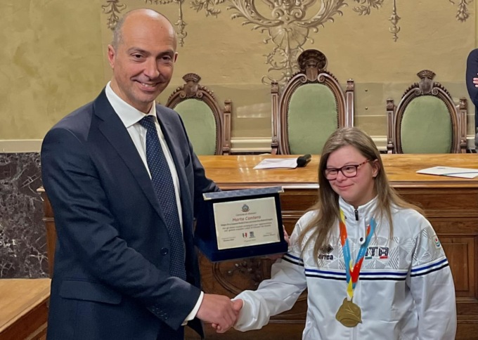 La campionessa di nuoto Marta Cantero ha aperto una lavanderia