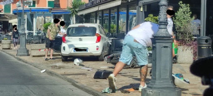 Auto sul marciapiede, tragedia sfiorata a Rapallo